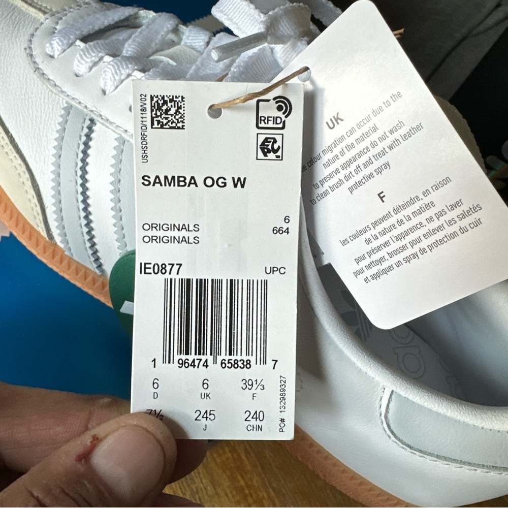 Adidas samba women’s size 8